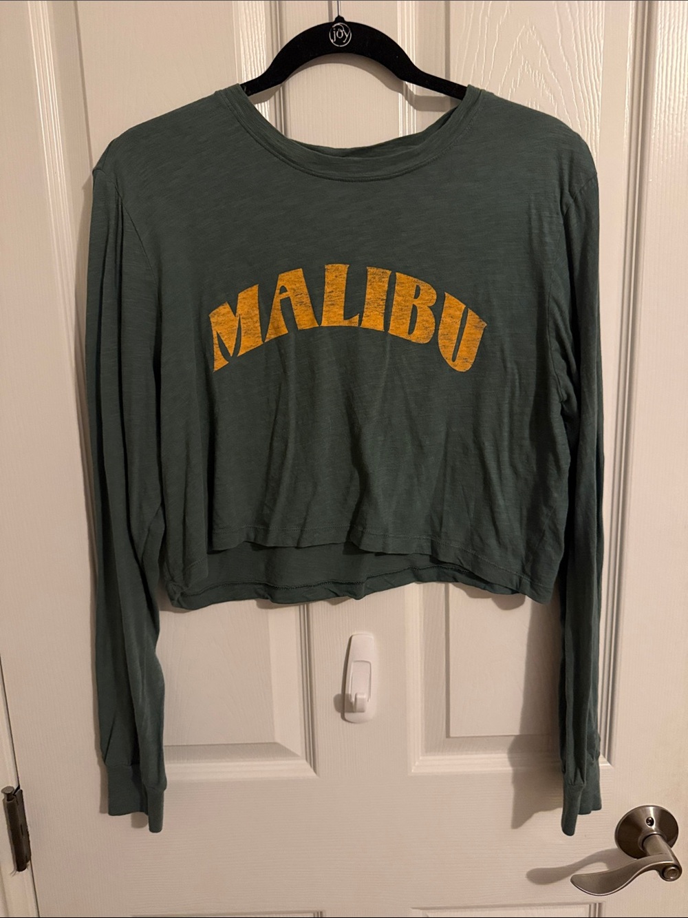 PINK Victoria's Secret Cropped Long-Sleeve Tee - Green with Yellow Graphic